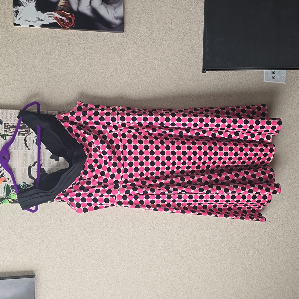 Hearts and Roses brand Retro style knee length dress.